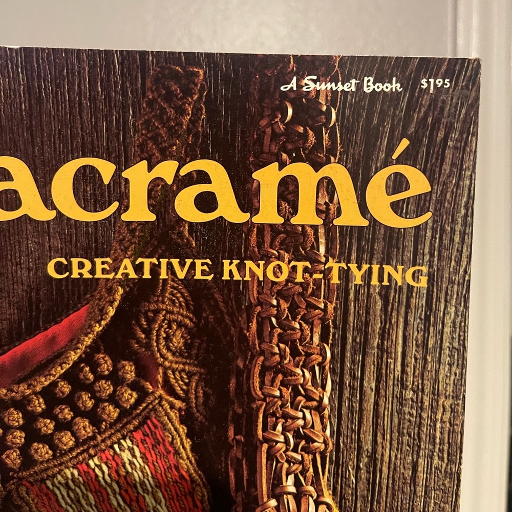 Vintage A Sunset Book Macrame Creative Knot Tying Thick Magazine - Picture 3 of 9
